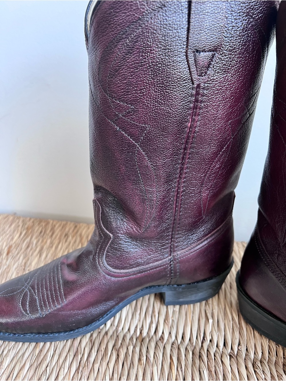 Vintage Dingo Dark Maroon Leather Cowboy Boots Size 10.5 Style Style 15923 - Picture 8 of 14